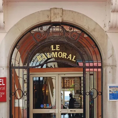 Bleues Balmoral Мантон