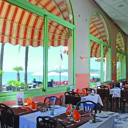 Bleues Balmoral Готель 3*