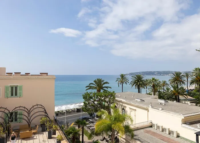 Bleues Balmoral Hotell