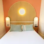 Bleues Balmoral Hotell 3*