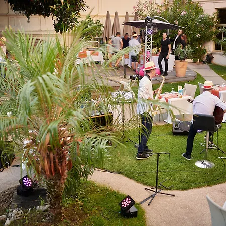 Bleues Balmoral Menton