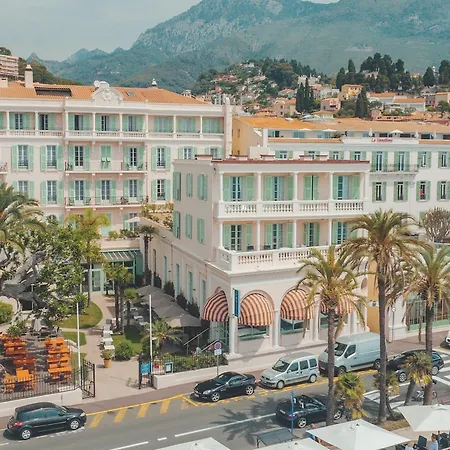 Bleues Balmoral Hotel