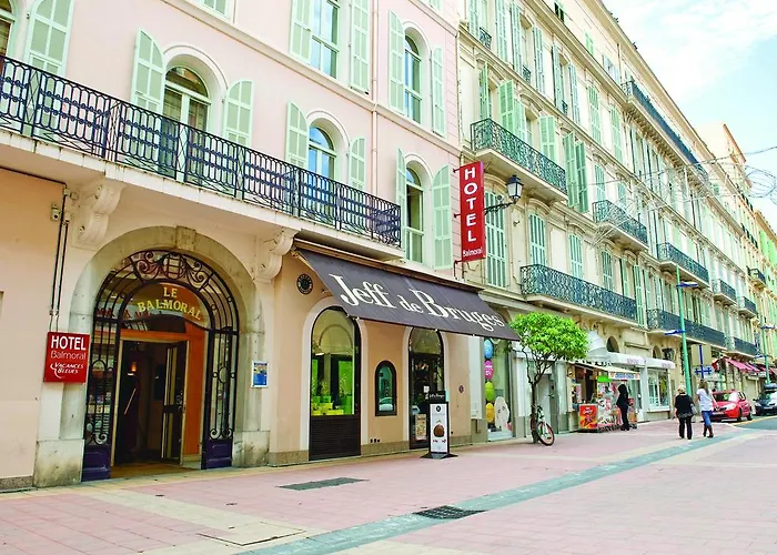 Bleues Balmoral 3* Menton