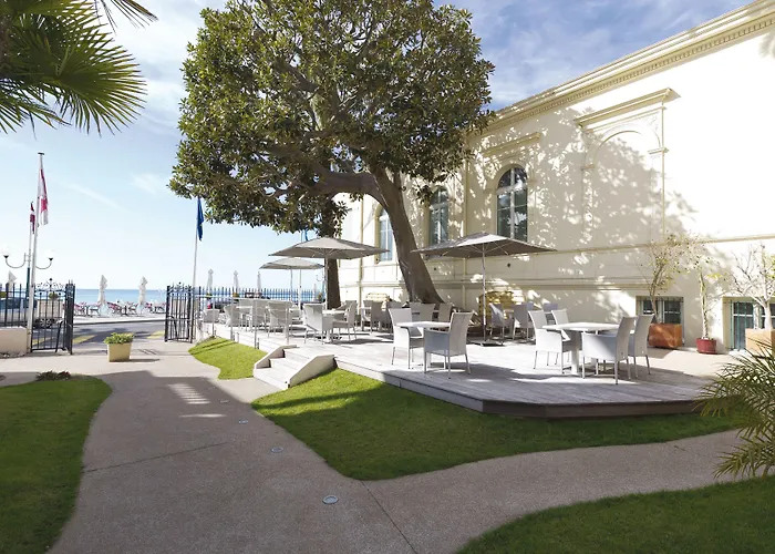 Bleues Balmoral 3* Menton