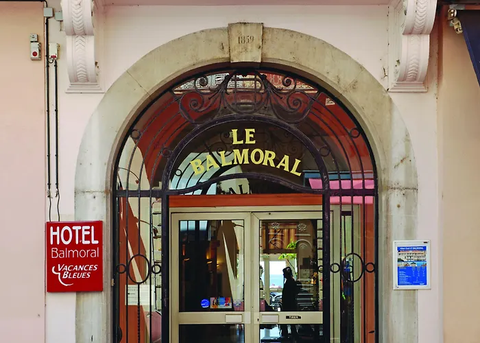 Bleues Balmoral Hotel